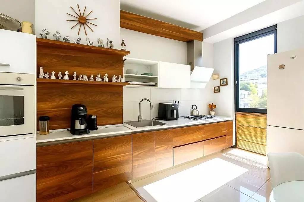 2-к кв. Краснодарский край, Сочи Центральный мкр, ул. Войкова, 35 ... - Фото 2