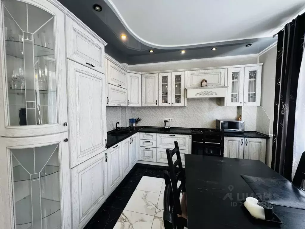 3-к кв. Татарстан, Казань ул. Зинина, 34 (100.0 м) - Фото 1