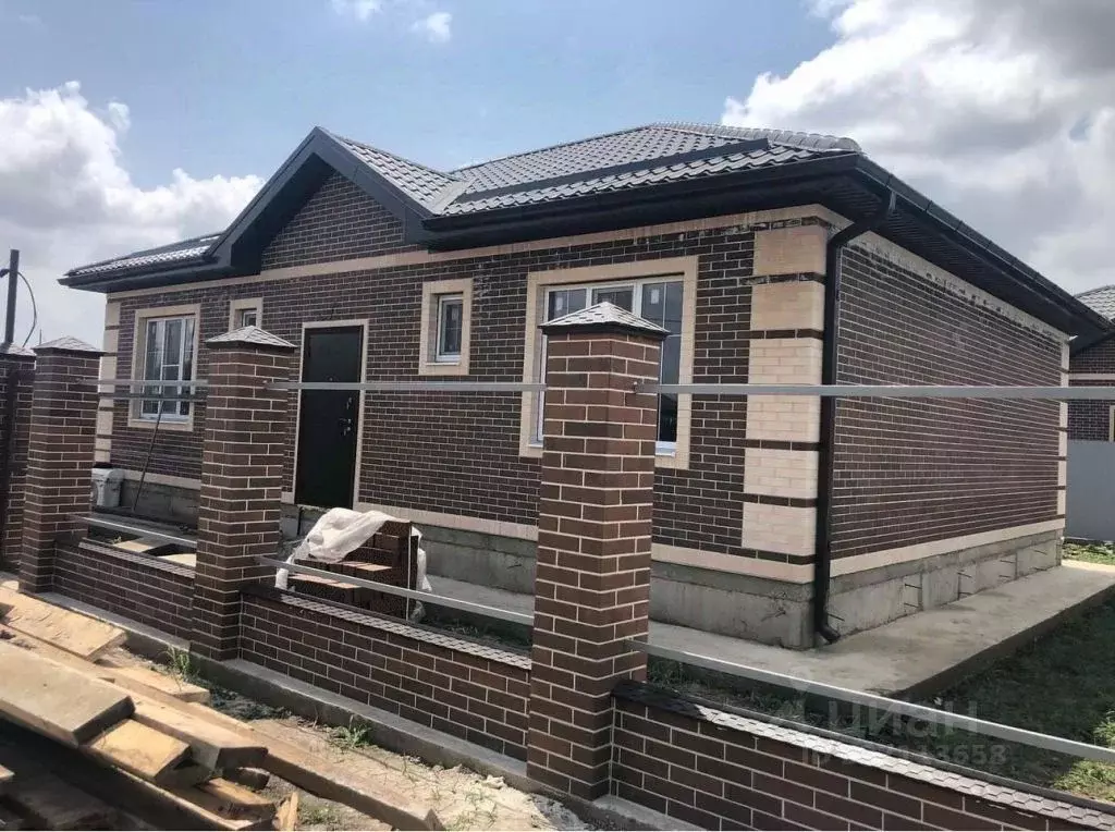 Дом в Ростовская область, Мясниковский район, Краснокрымское с/пос, ... - Фото 1