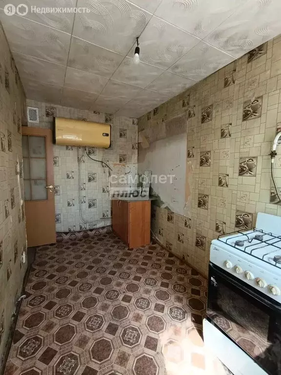 1-комнатная квартира: Туймазы, улица 70 лет Октября, 20 (30 м) - Фото 2