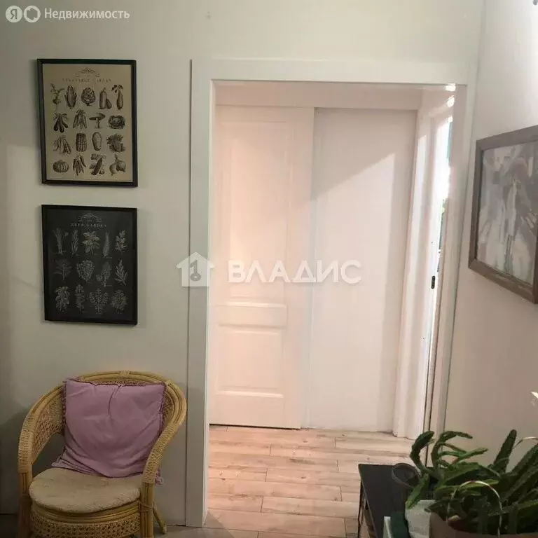3-комнатная квартира: Гатчина, улица Изотова, 12к2 (71.4 м) - Фото 1