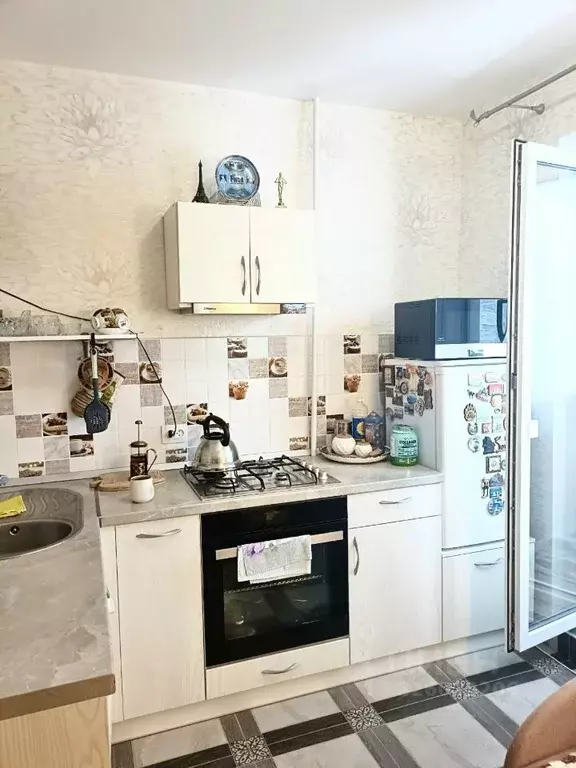 1-к кв. Ленинградская область, Кириши просп. Героев, 19 (42.6 м) - Фото 2