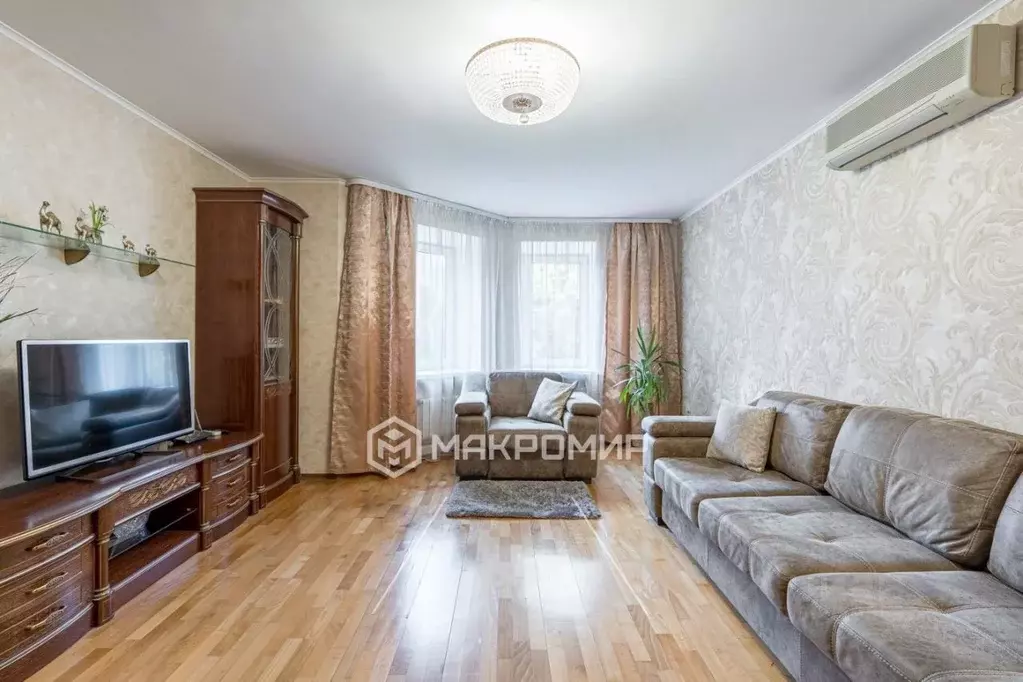 4-к кв. Татарстан, Казань Горки-3 мкр, ул. Дубравная, 41к3 (104.3 м) - Фото 0