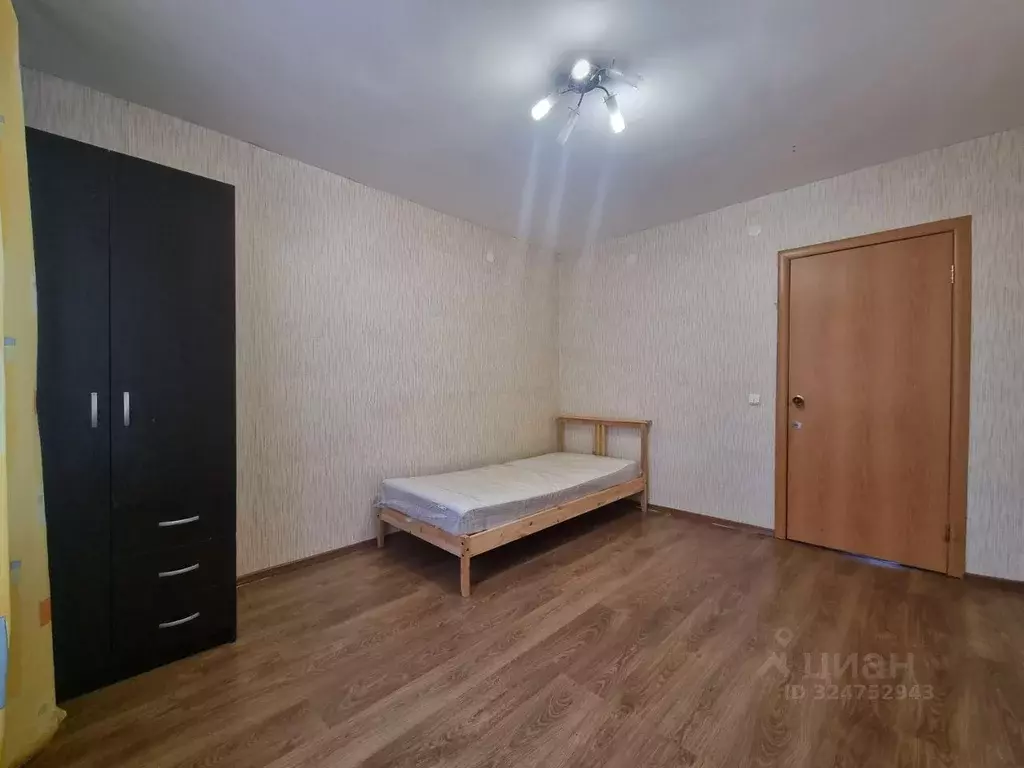 Комната Москва ул. Генерала Трошева, 42 (12.0 м) - Фото 1