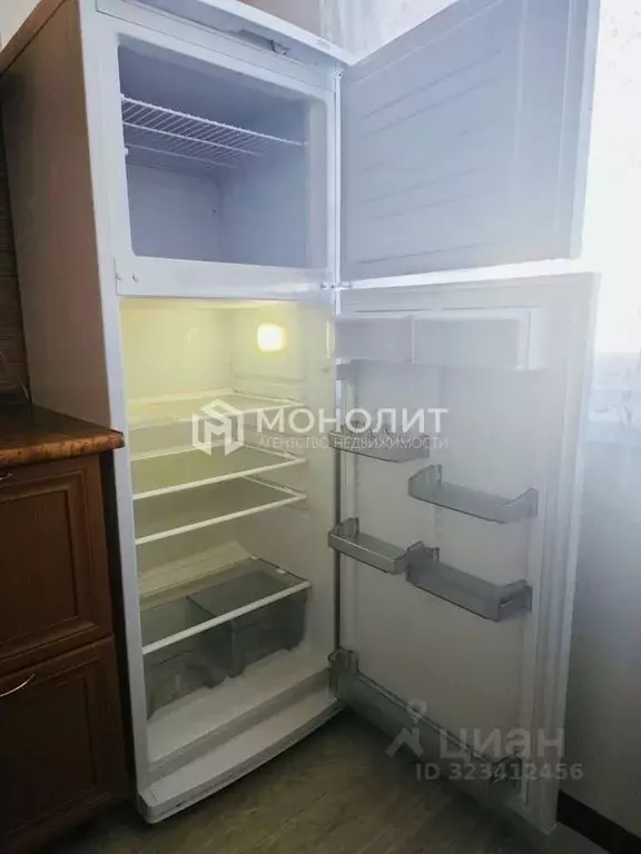 2-к кв. Белгородская область, Старый Оскол Королева мкр, 11 (53.0 м) - Фото 2