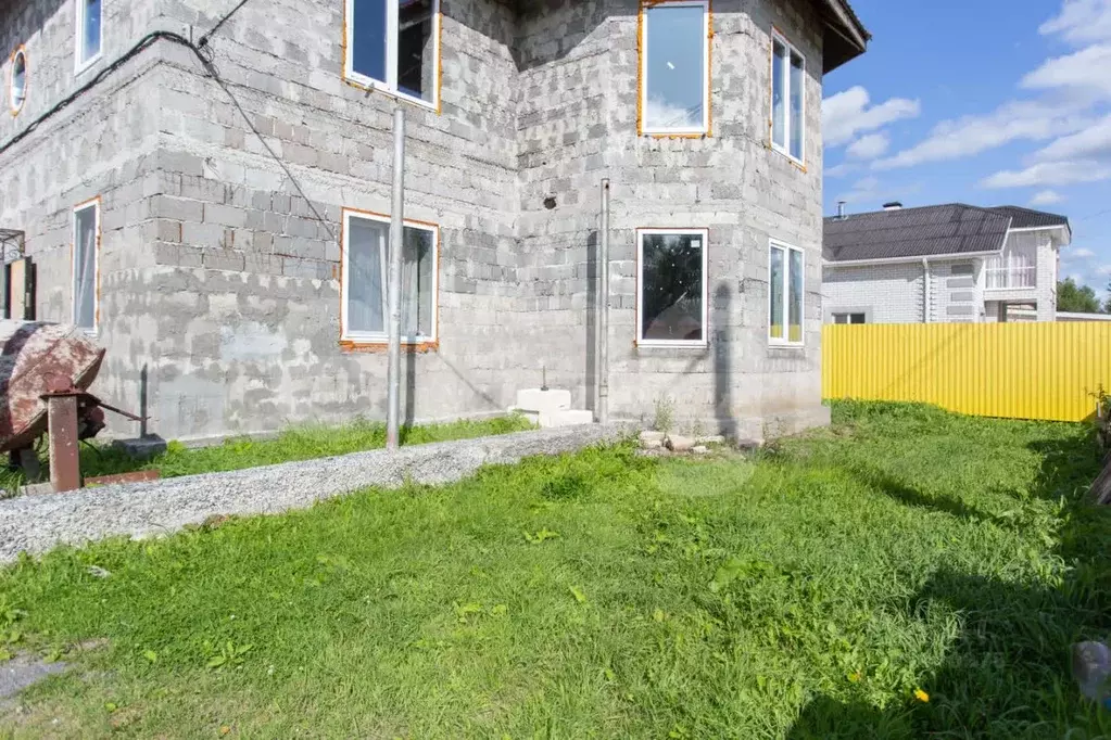 Дом в Тюменская область, Тобольск ул. Анисимовская, 43А (203 м) - Фото 1