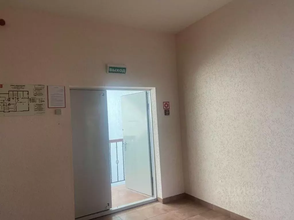 Офис в Крым, Симферополь ул. Лизы Чайкиной, 15Д (275 м) - Фото 1