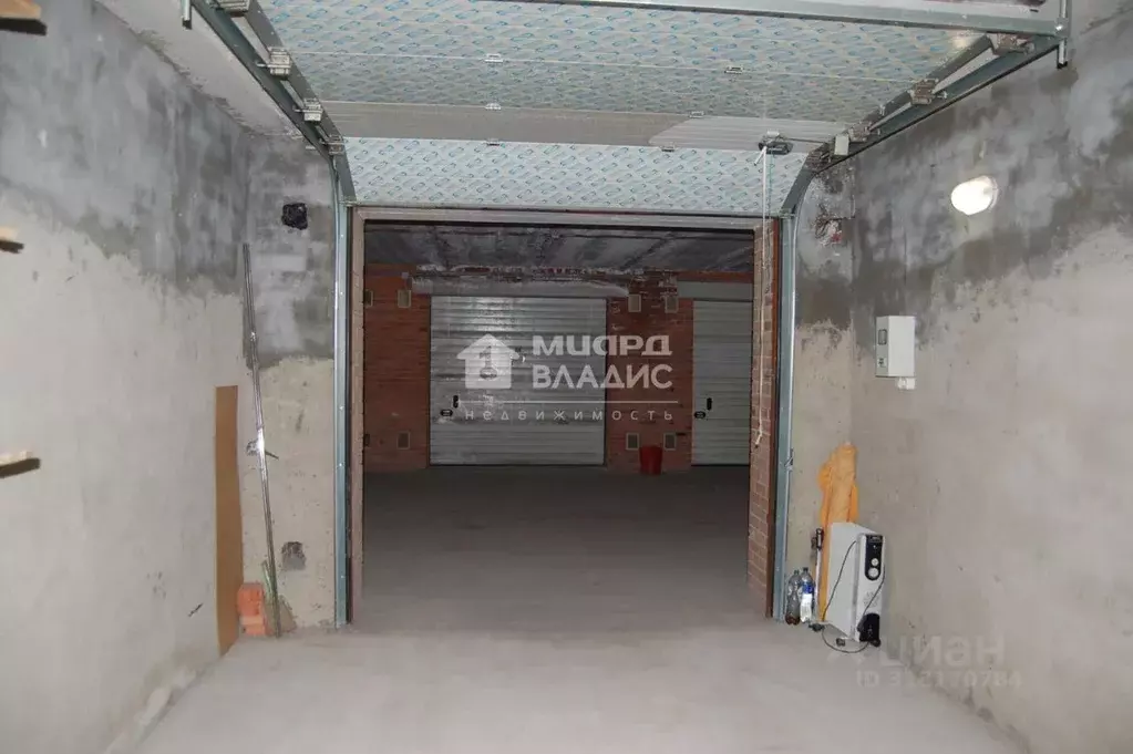 Гараж в Омская область, Омск просп. Карла Маркса, 77/2 (26 м) - Фото 1