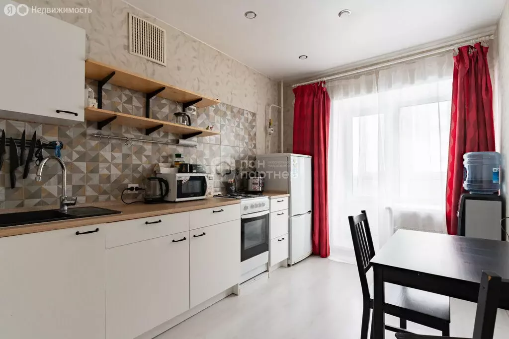 1-комнатная квартира: Гатчина, улица Красных Военлётов, 4А (37.4 м) - Фото 1