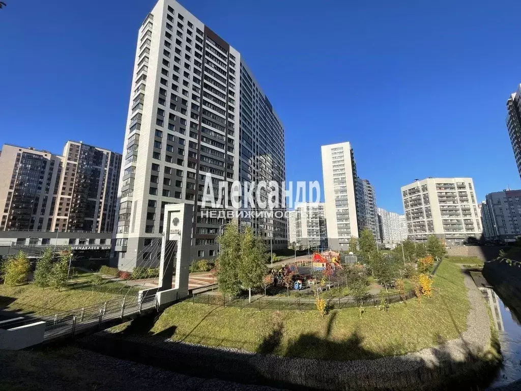 2-к кв. Ленинградская область, Мурино Всеволожский район, ул. ... - Фото 1