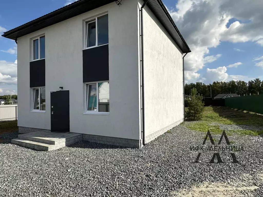 Дом в Свердловская область, Полевской муниципальный округ, с. ... - Фото 1