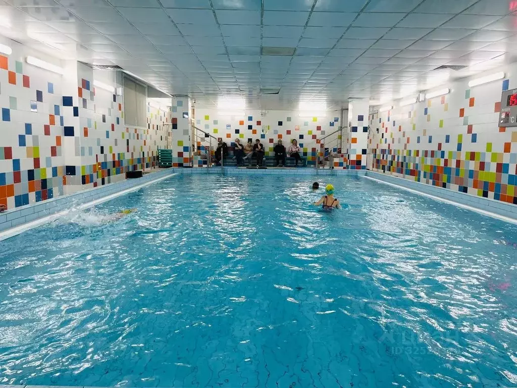 Помещение свободного назначения в Саратовская область, Саратов ул. ... - Фото 1