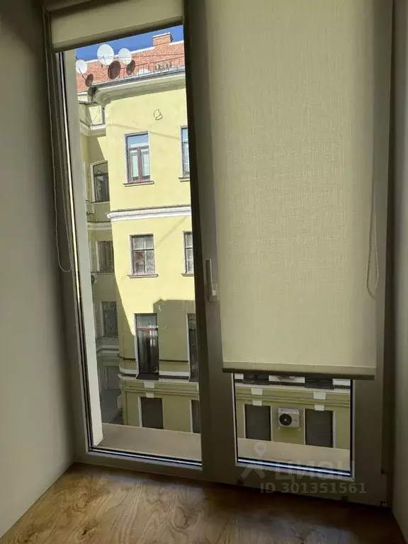 Комната Санкт-Петербург ул. Рубинштейна, 6 - Фото 0