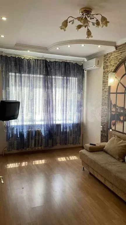 1-к. квартира, 41 м, 1/9 эт. - Фото 0