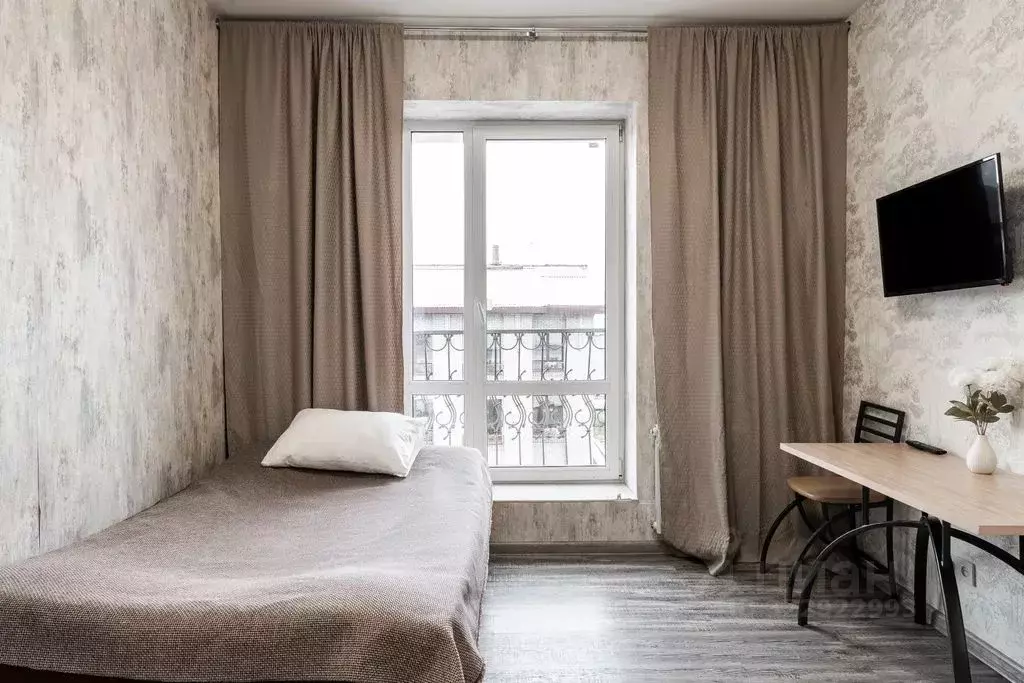 Комната Новосибирская область, Новосибирск ул. Есенина, 5к1 - Фото 1