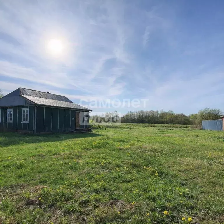 Дом в Курская область, Курский район, Камышинский сельсовет, д. ... - Фото 1