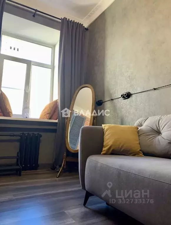 Комната Санкт-Петербург 6-я Советская ул., 8 (10.8 м) - Фото 1