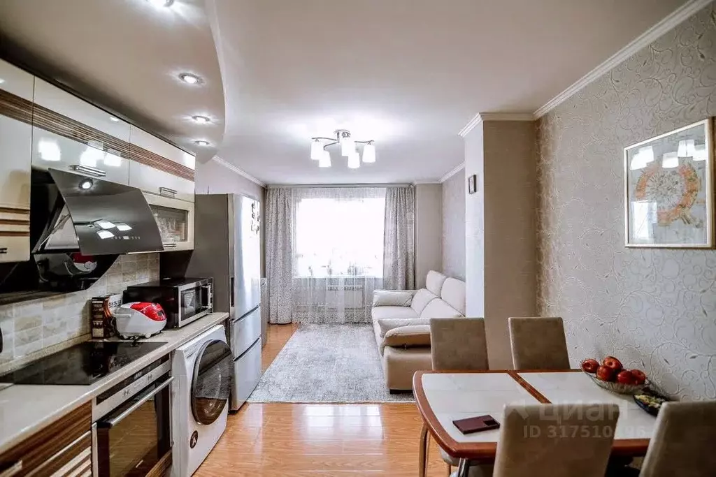 2-к кв. Сахалинская область, Южно-Сахалинск Крайняя ул., 37 (66.4 м) - Фото 1