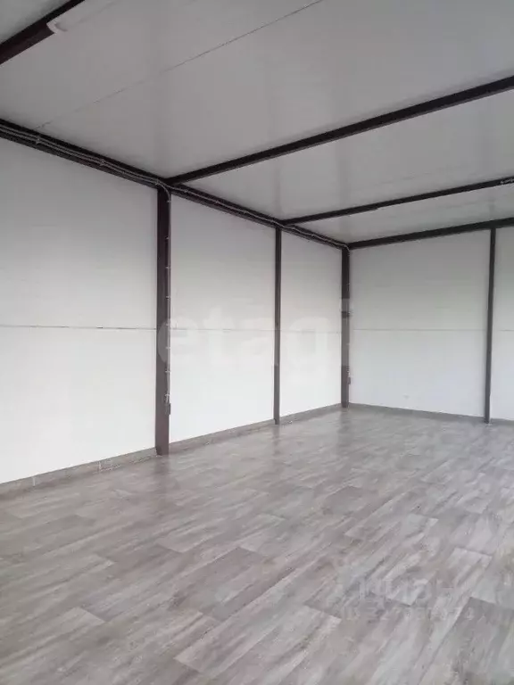 Помещение свободного назначения в Калужская область, пос. Бабынино ул. ... - Фото 1