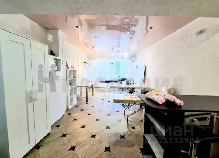 Студия Ростовская область, Каменск-Шахтинский ул. Гагарина (30.0 м) - Фото 1