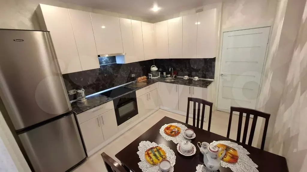 2-к. квартира, 60 м, 10/14 эт. - Фото 0