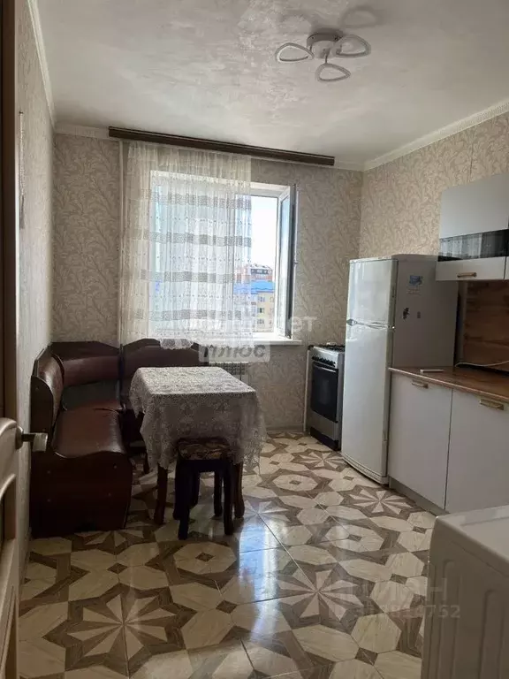 2-к кв. Дагестан, Каспийск ул. Ленина, 78А (68.0 м) - Фото 0