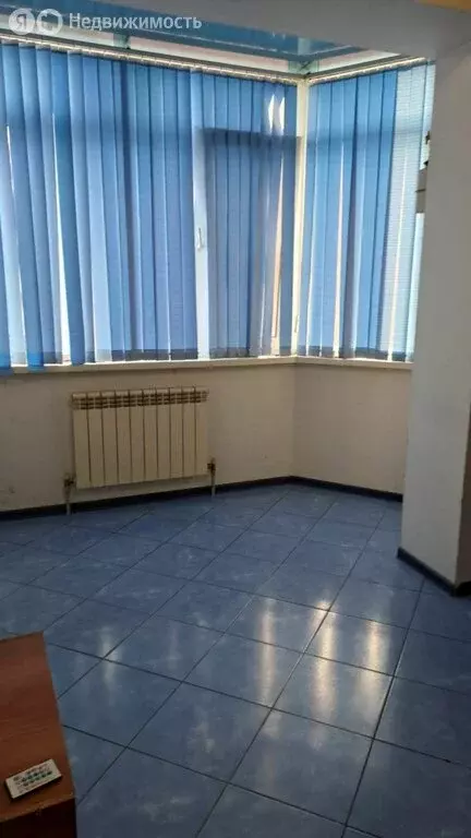 1-комнатная квартира: посёлок городского типа Яблоновский, улица ... - Фото 1