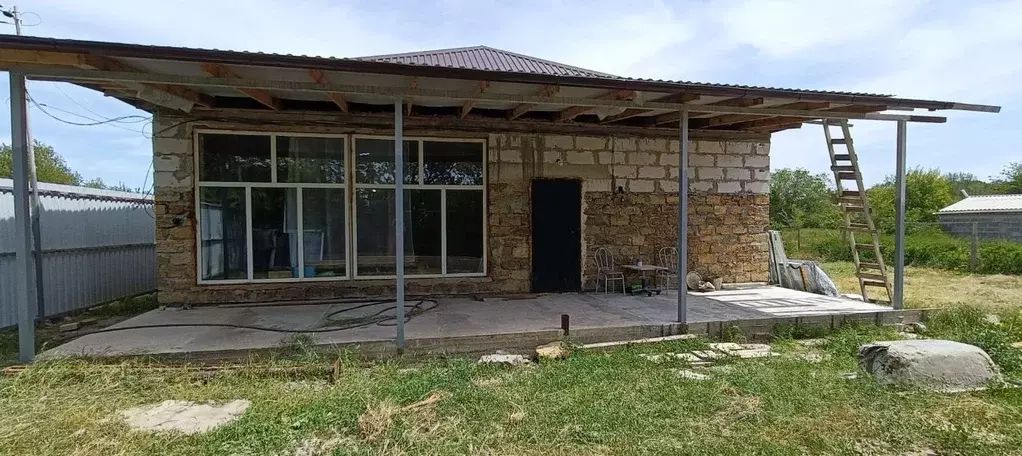 Дом в Ростовская область, Родионово-Несветайский район, Кутейниковское ... - Фото 0