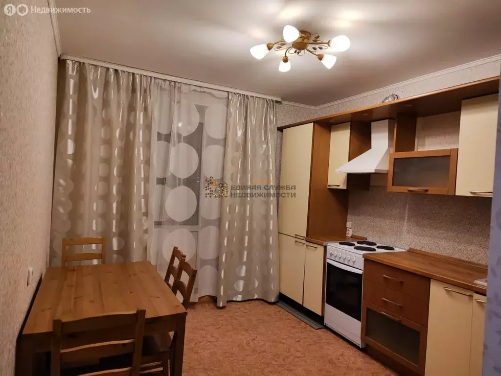 1-комнатная квартира: Уфа, улица Геологов, 53 (37 м) - Фото 0