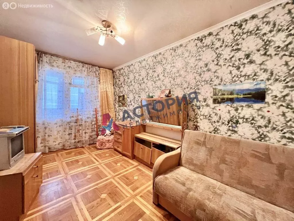 3-комнатная квартира: Тула, улица Пузакова, 17 (64.7 м) - Фото 1