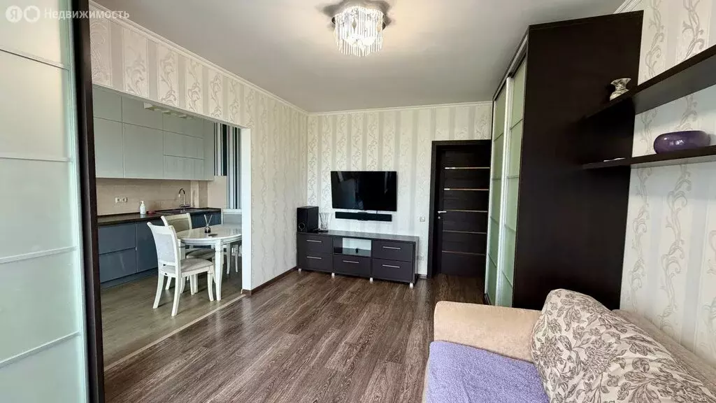 3-комнатная квартира: Симферополь, улица Федько, 16к2 (75 м) - Фото 2