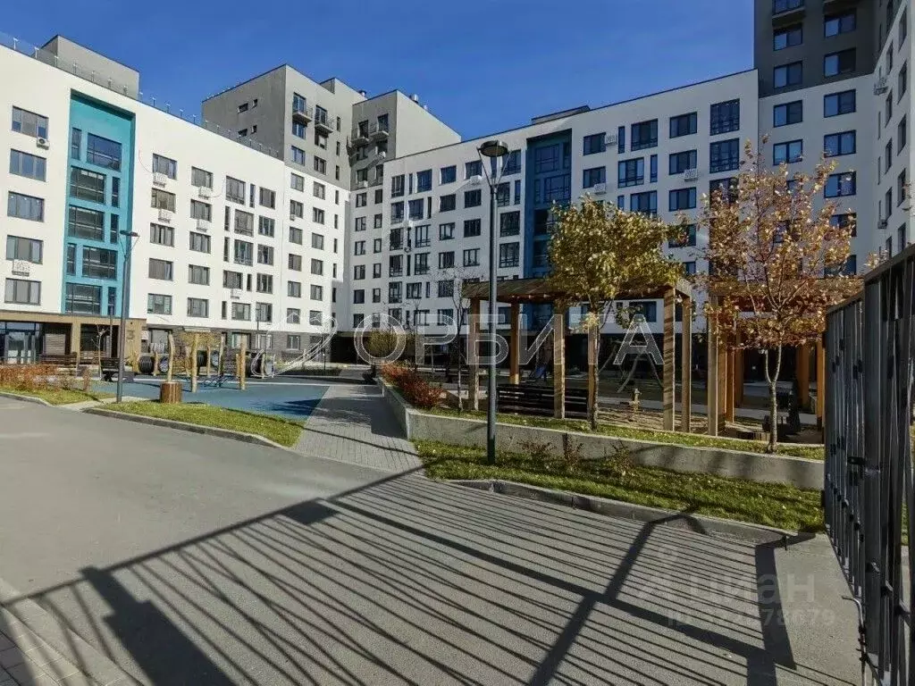 3-к кв. Тюменская область, Тюмень ул. Павла Никольского, 10 (97.4 м) - Фото 1