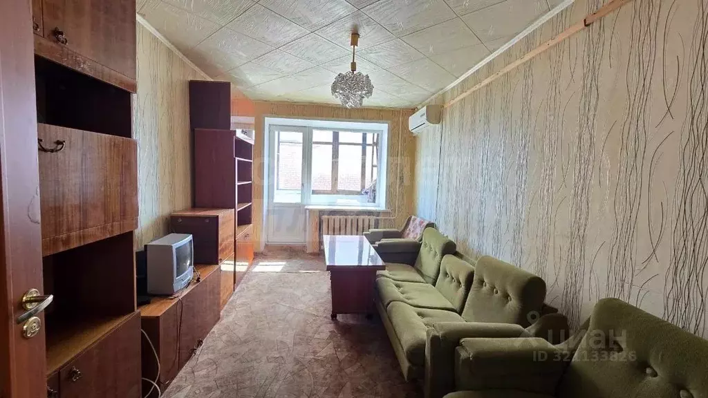 2-к кв. Оренбургская область, Оренбург Алтайская ул., 12 (39.7 м) - Фото 0