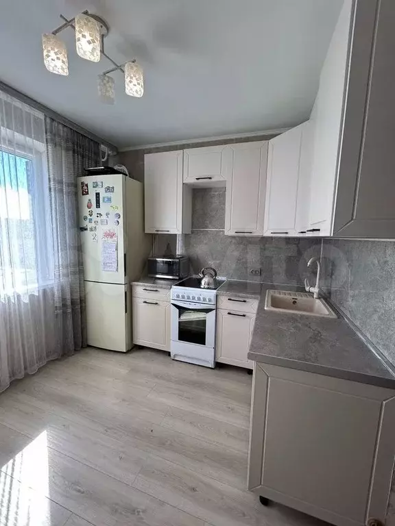 1-к. квартира, 32,9 м, 4/10 эт. - Фото 0