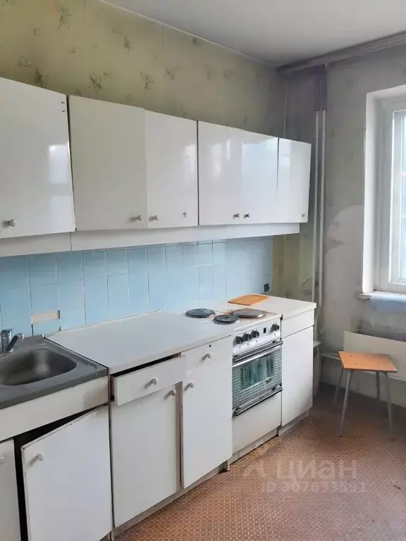 2-к кв. Кемеровская область, Прокопьевск Тырган мкр, 10-й мкр, 12А ... - Фото 0