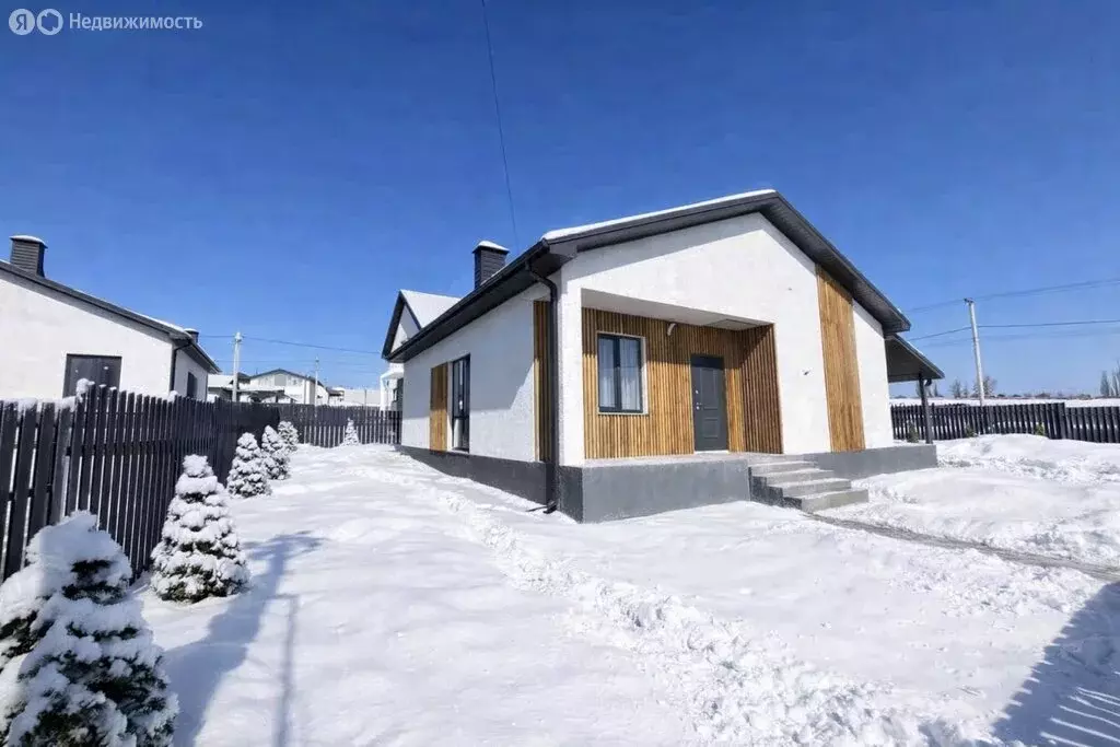 Дом в Пензенский район, Воскресеновский сельсовет (140 м) - Фото 1