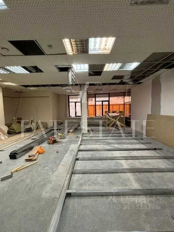 Офис в Татарстан, Казань ул. Тази Гиззата, 6/31 (255 м) - Фото 0