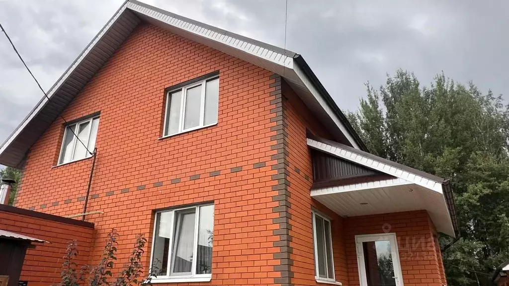 Дом в Татарстан, Высокогорское с/пос, пос. Инеш  (250 м) - Фото 1