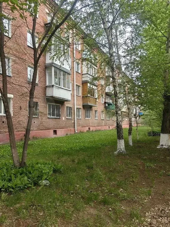 1-к. квартира, 31 м, 4/4 эт. - Фото 0