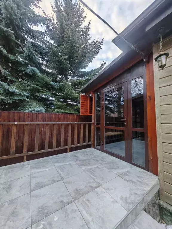 Дом в Карачаево-Черкесия, Зеленчукский район, с. Архыз ул. Алиева, 7Б ... - Фото 1