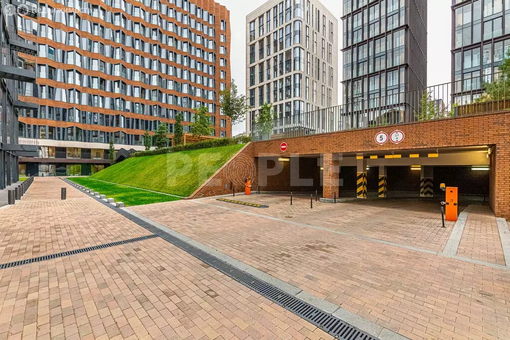 4-комнатная квартира: Москва, Усачёва улица, 15А (130 м) - Фото 1