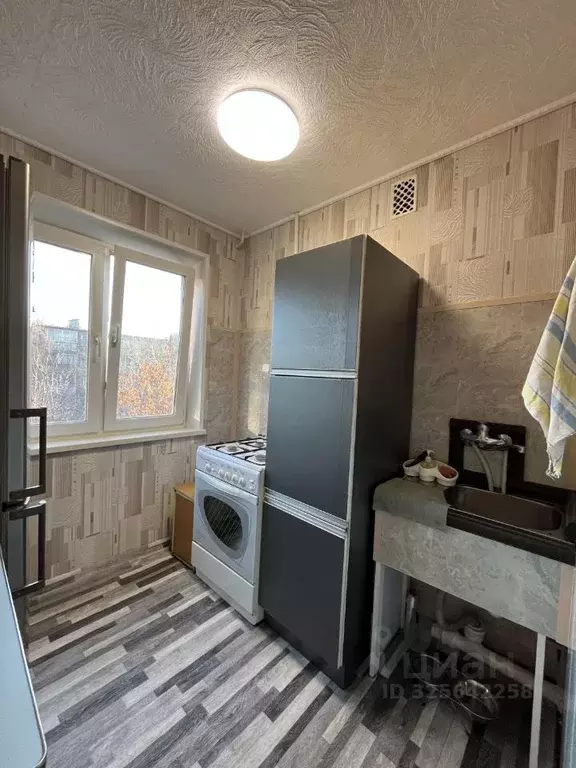 4-к кв. Челябинская область, Челябинск ул. Труда, 7 (61.0 м) - Фото 2