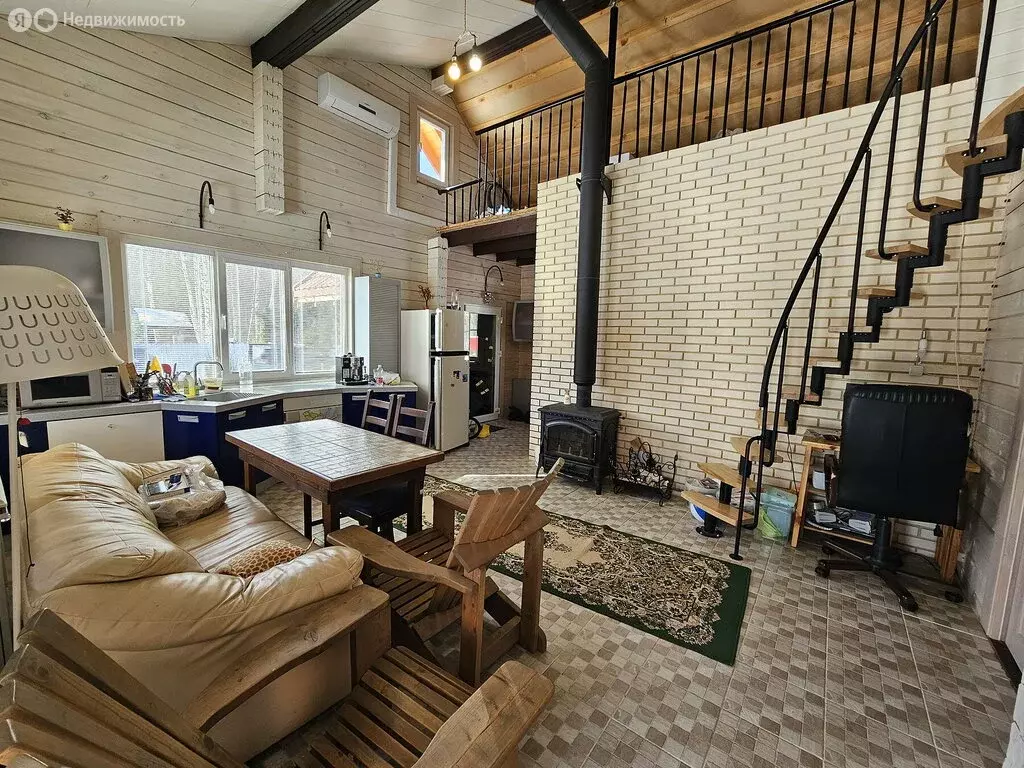 Дом в Тверская область, Кимрский муниципальный округ, деревня Плешково ... - Фото 1