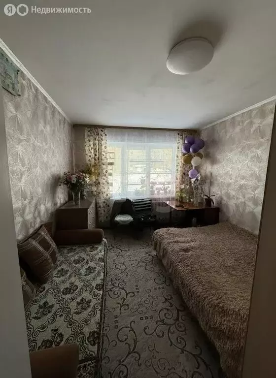 1-комнатная квартира: Сарапул, Центральный жилой район, улица Крылова, ... - Фото 2