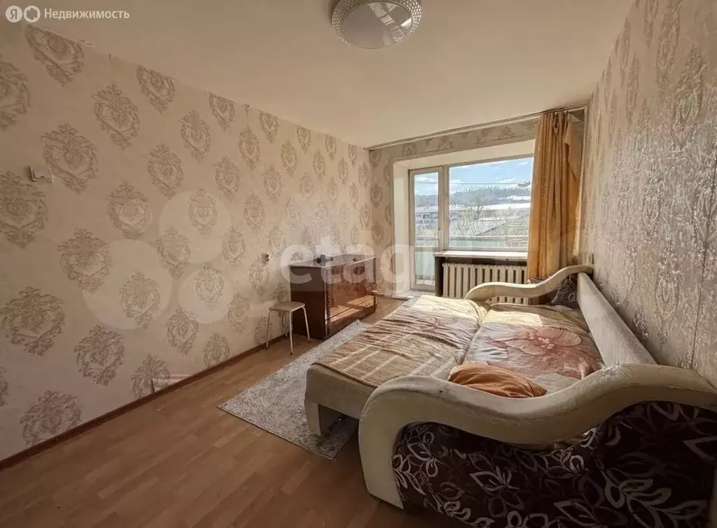 2-комнатная квартира: Горно-Алтайск, улица Григория Чорос-Гуркина, 49 ... - Фото 1