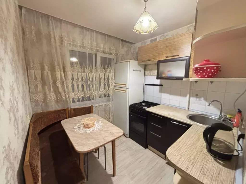 3-к кв. Коми, Сыктывкар ул. Карла Маркса, 180 (54.0 м) - Фото 1