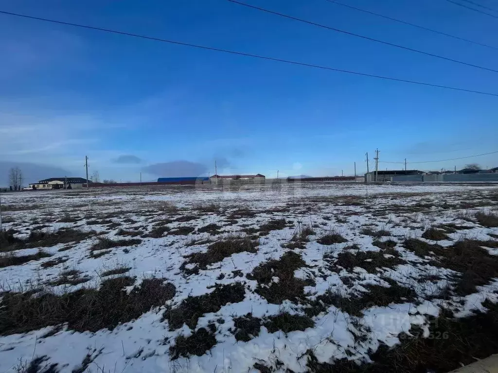Участок в Ингушетия, Назрановский район, Кантышево с/пос, с. Кантышево ... - Фото 1