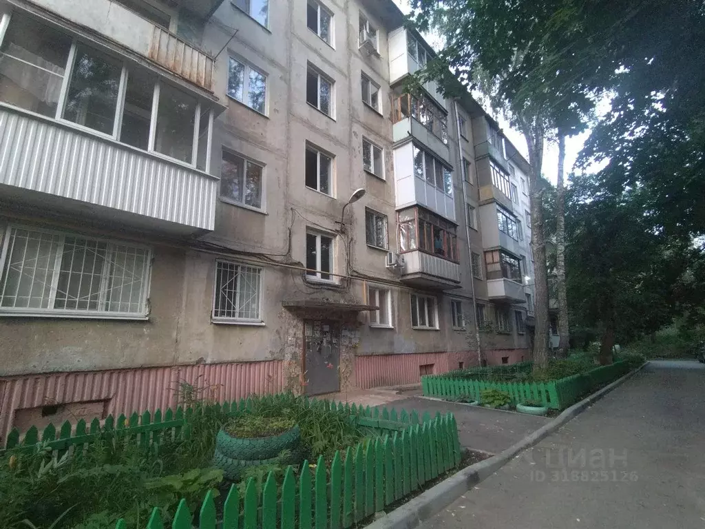 2-к кв. Саратовская область, Саратов проезд 4-й Красноармейский, 1 ... - Фото 0