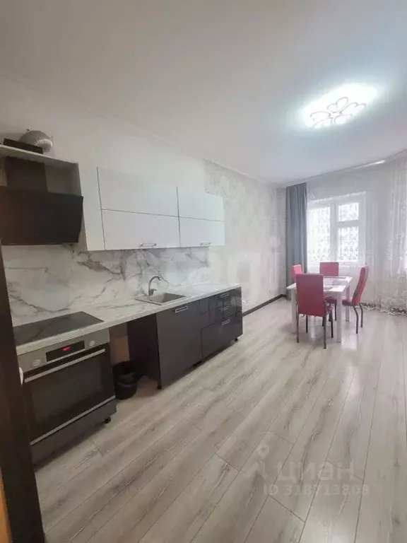 2-к кв. Ханты-Мансийский АО, Нижневартовск ул. Салманова, 7 (52.0 м) - Фото 1