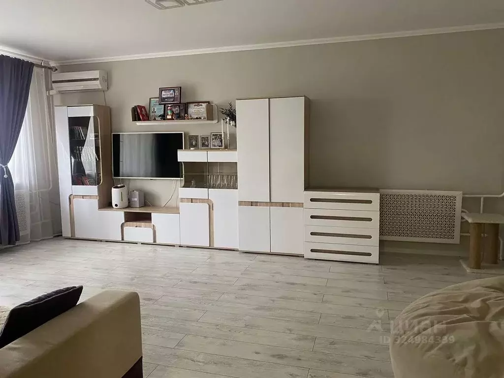 2-к кв. Белгородская область, Старый Оскол Дубрава мкр, 2 кв-л, 3 ... - Фото 1